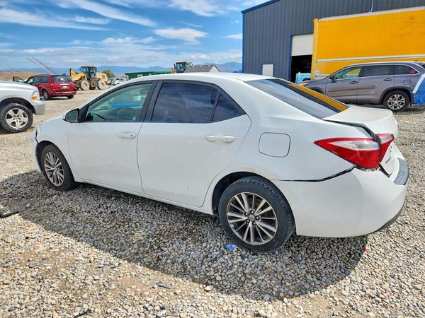 2015 TOYOTA COROLLA