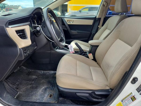2015 TOYOTA COROLLA
