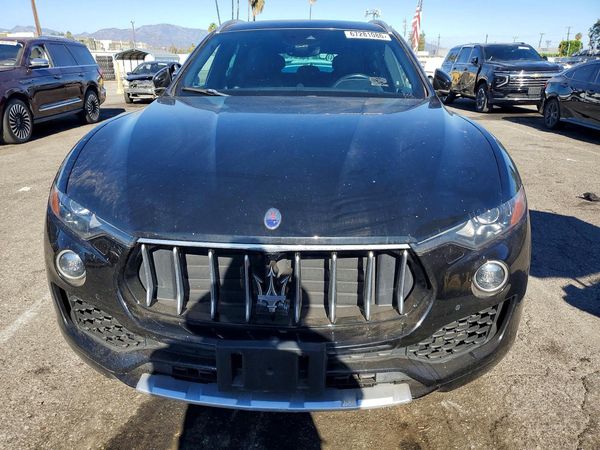2017 MASERATI LEVANTE