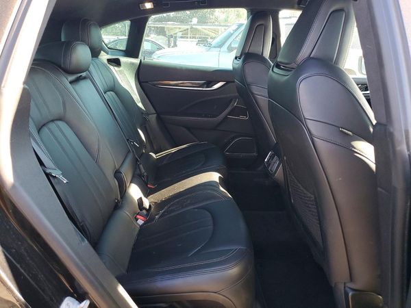 2017 MASERATI LEVANTE