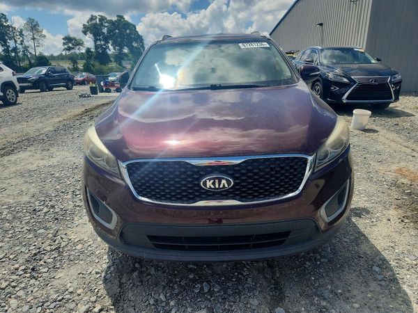2017 KIA SORENTO L, LX