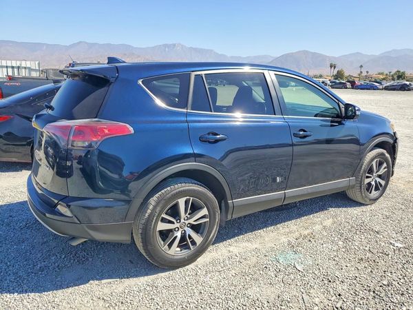 2018 TOYOTA RAV4 Adventure/XLE