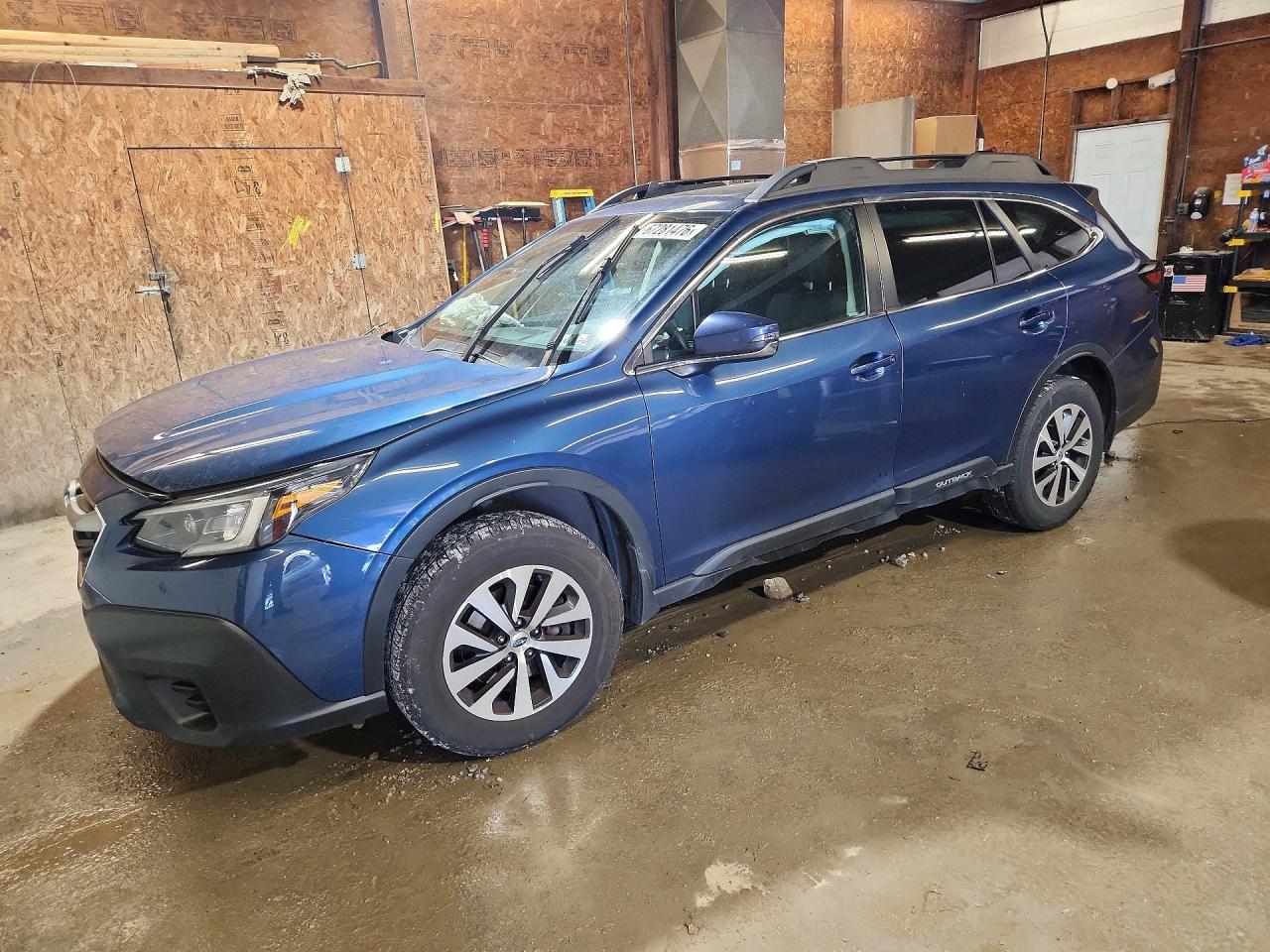 2022 SUBARU OUTBACK Premium