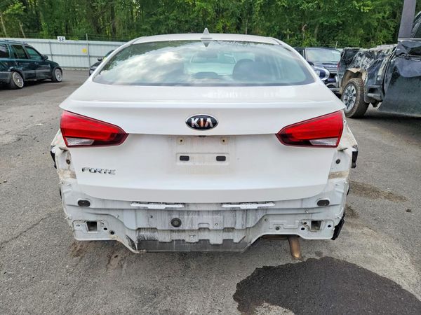 2018 KIA FORTE LX Pop,S,EX