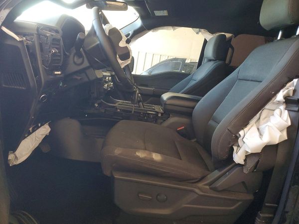 2025 FORD F150 XLT — DENT