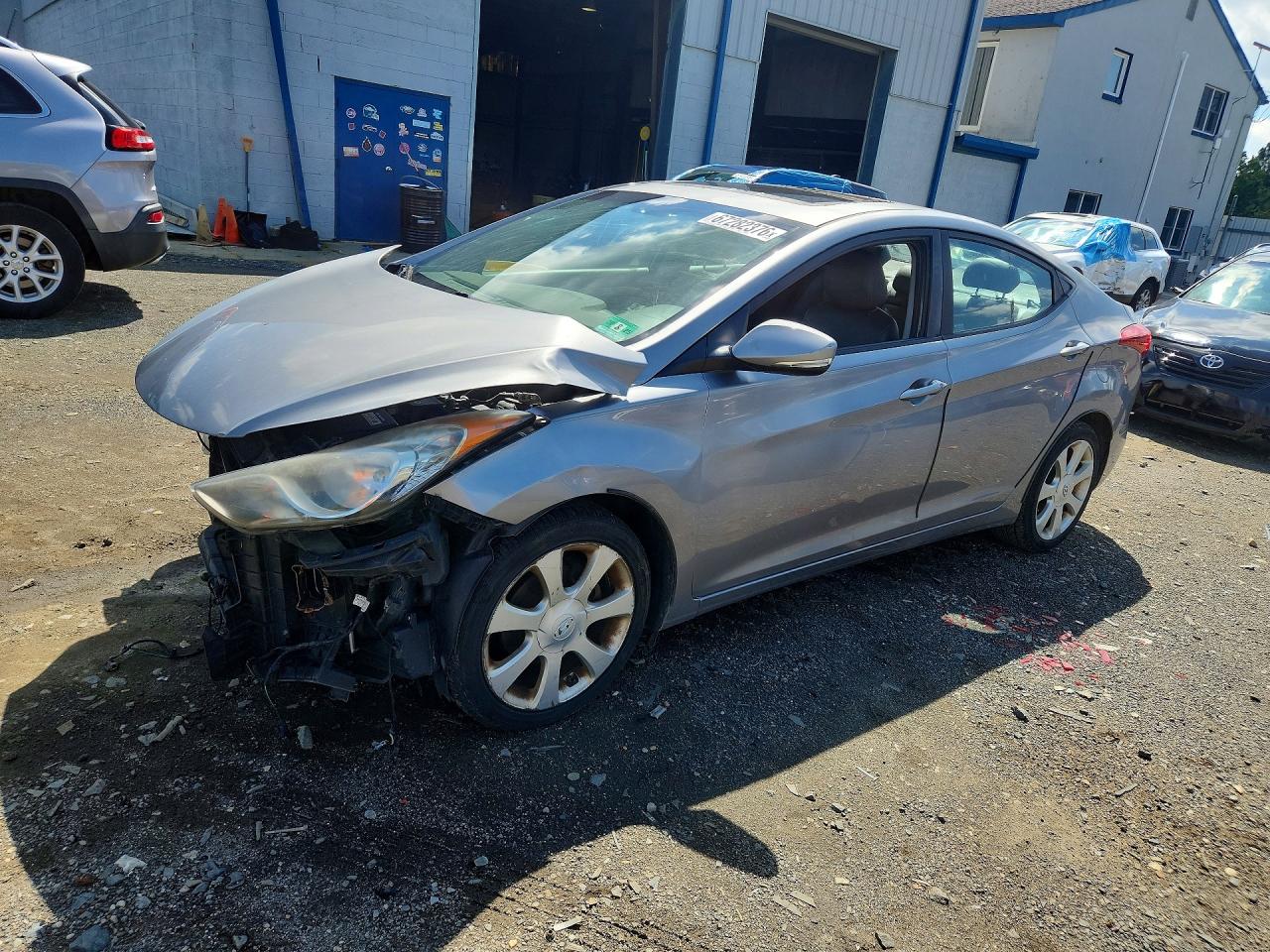 2012 HYUNDAI ELANTRA