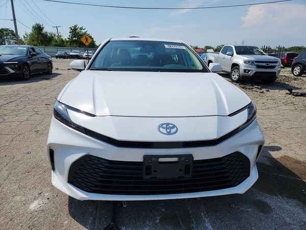 2025 TOYOTA CAMRY