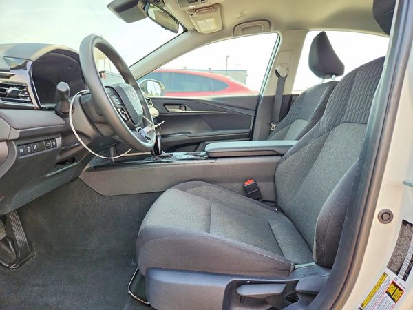 2025 TOYOTA CAMRY