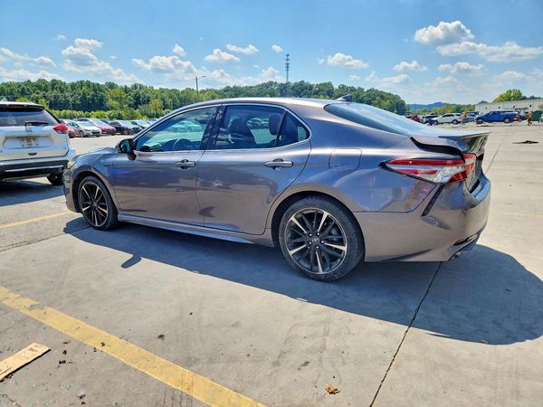2019 TOYOTA CAMRY