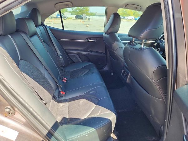 2019 TOYOTA CAMRY