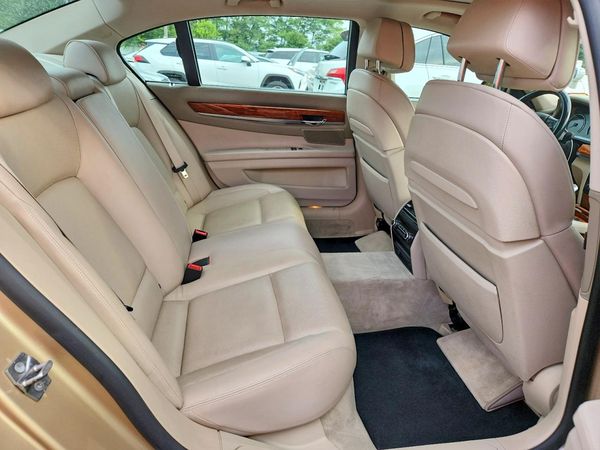 2012 BMW 750 750Li/Alpina B7
