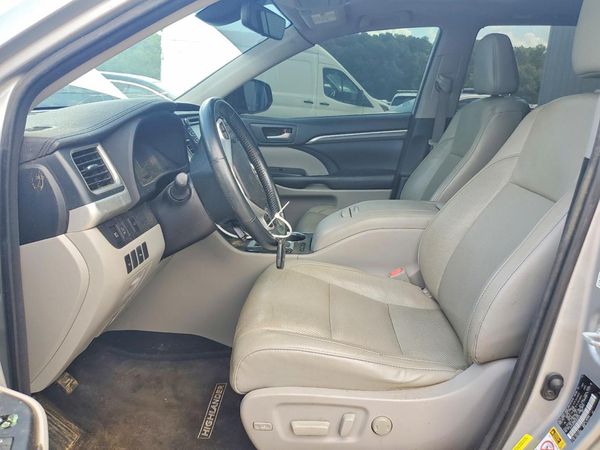 2018 TOYOTA HIGHLANDER Ltd/Ltd Platinum — DENT