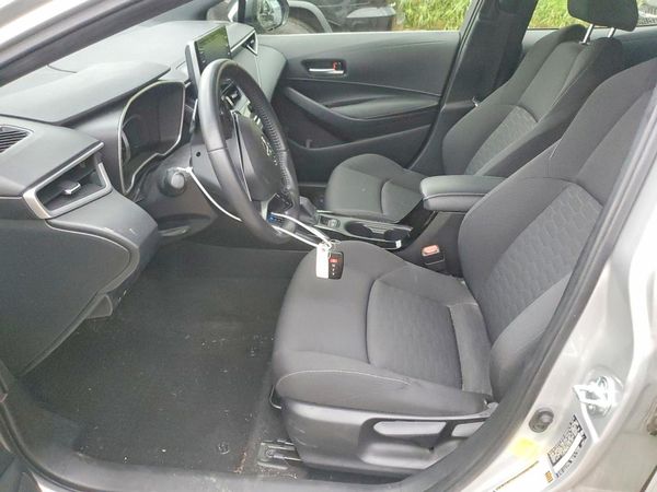 2020 TOYOTA COROLLA SE CVT