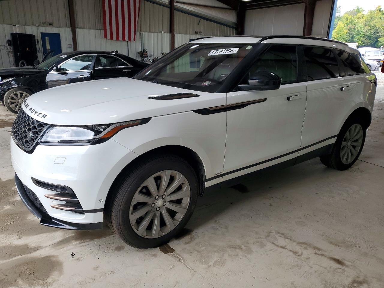 2018 LAND ROVER RANGE ROVER VELAR R-Dynamic SE