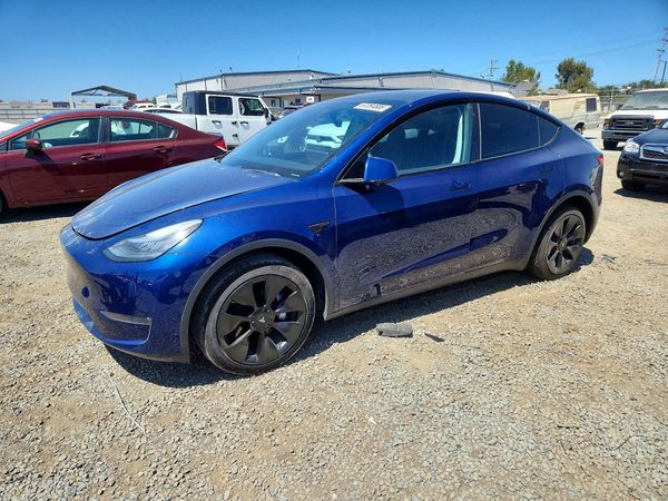 2020 TESLA MODEL Y — Front 3/4