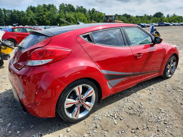 2013 HYUNDAI VELOSTER