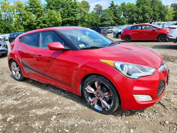 2013 HYUNDAI VELOSTER