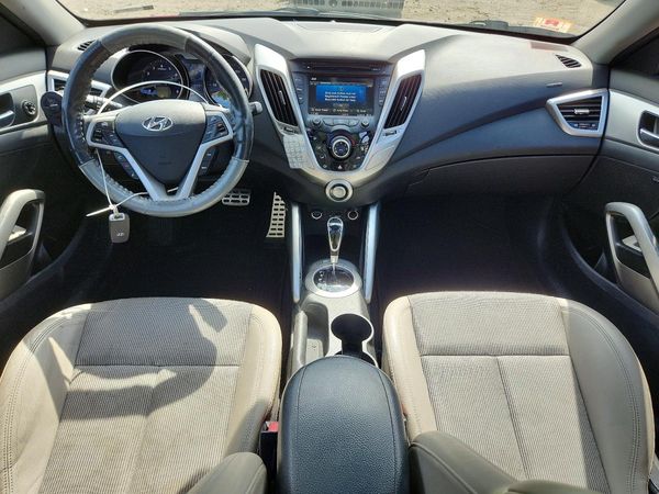 2013 HYUNDAI VELOSTER