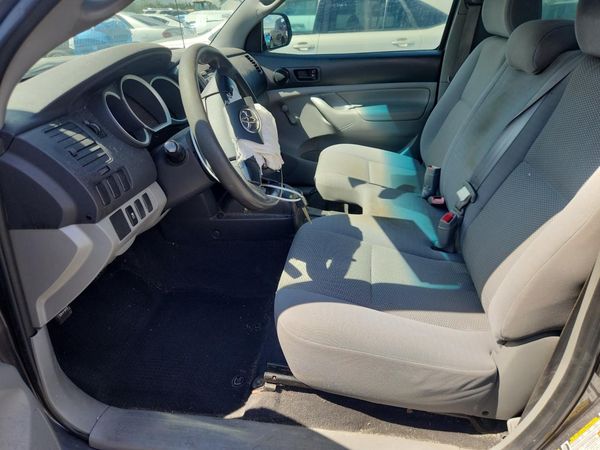 2012 TOYOTA TACOMA
