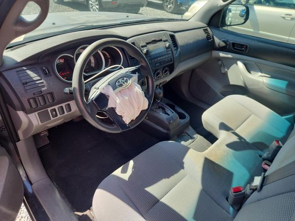 2012 TOYOTA TACOMA