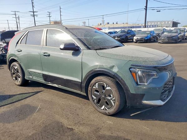 2025 KIA NIRO