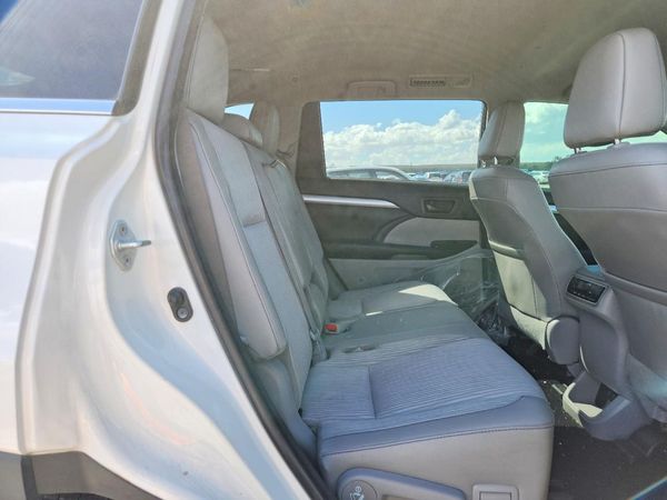 2017 TOYOTA HIGHLANDER
