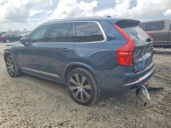 2025 VOLVO XC90