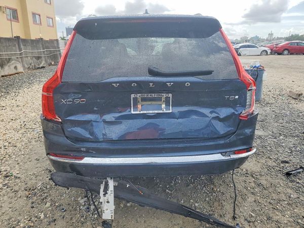 2025 VOLVO XC90