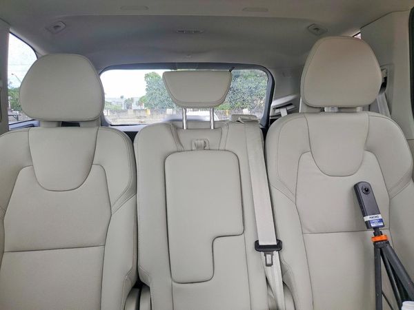 2025 VOLVO XC90
