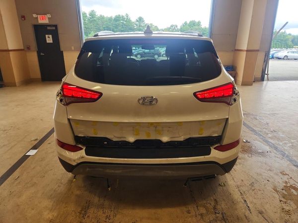 2018 HYUNDAI TUCSON