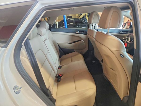 2018 HYUNDAI TUCSON
