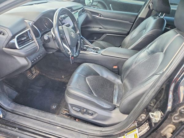 2018 TOYOTA CAMRY