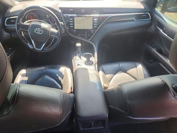 2018 TOYOTA CAMRY