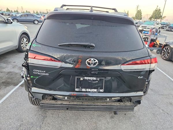 2026 TOYOTA COROLLA CROSS