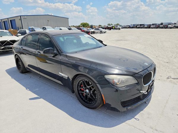 2012 BMW 7 SERIES 750Li/Alpina B7 — Passenger 3/4