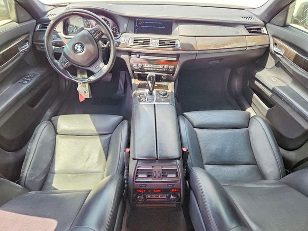 2012 BMW 7 SERIES 750Li/Alpina B7 — CKPT