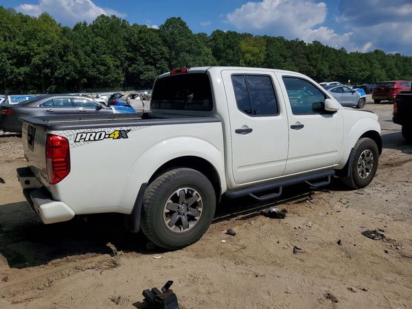2018 NISSAN FRONTIER