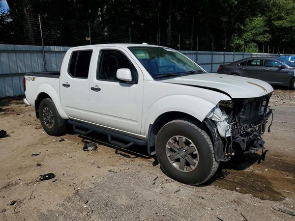 2018 NISSAN FRONTIER