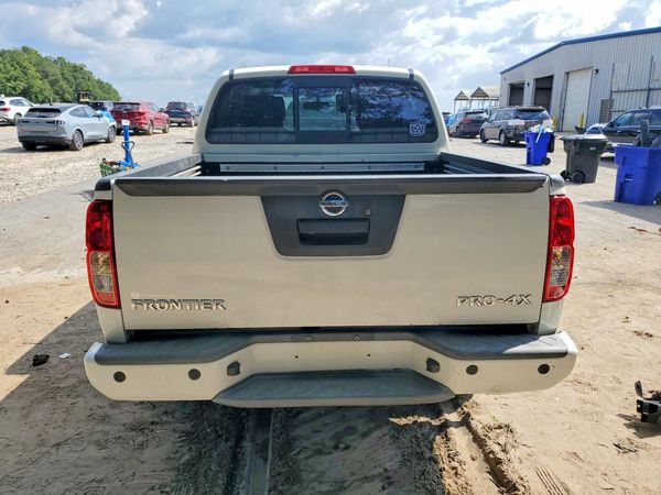 2018 NISSAN FRONTIER