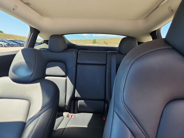 2025 TESLA MODEL Y — SUVN