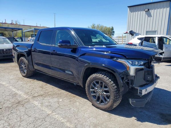 2023 TOYOTA TUNDRA