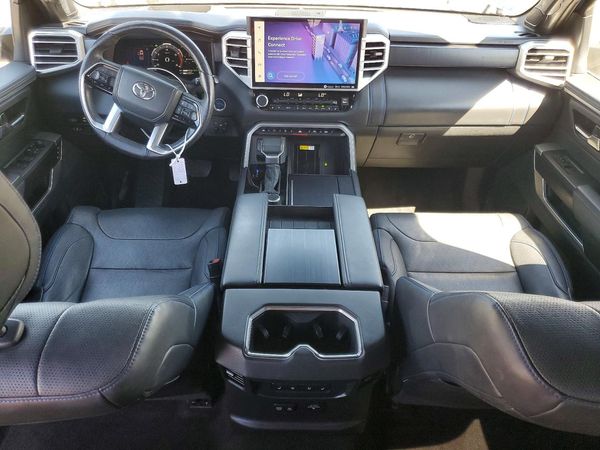 2023 TOYOTA TUNDRA