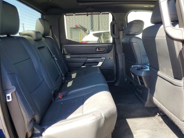 2023 TOYOTA TUNDRA