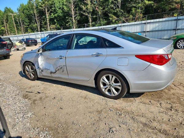 2012 HYUNDAI SONATA Middle level