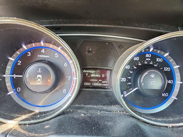 2012 HYUNDAI SONATA Middle level