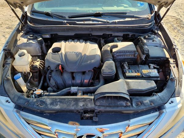 2012 HYUNDAI SONATA Middle level