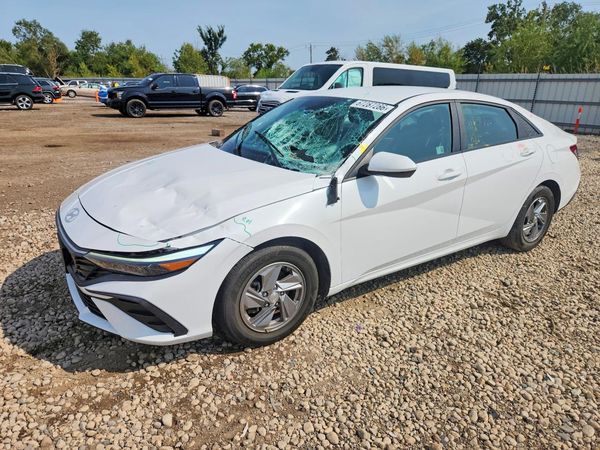 2024 HYUNDAI ELANTRA