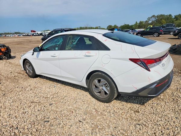 2024 HYUNDAI ELANTRA