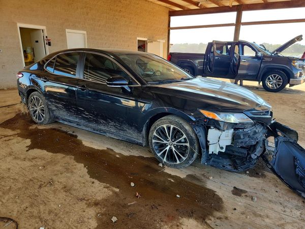 2020 TOYOTA CAMRY