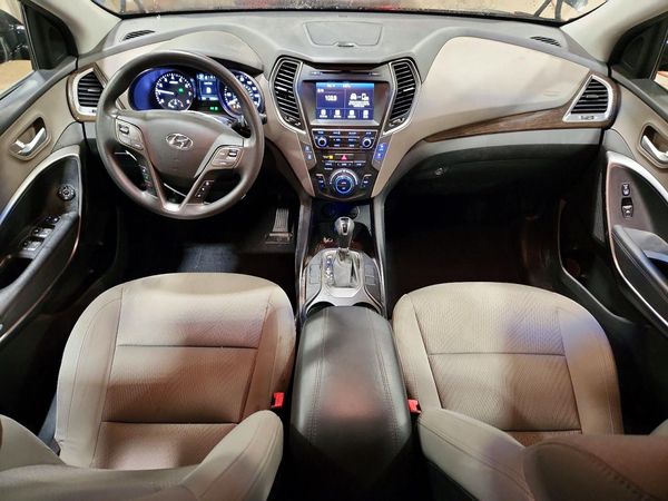 2017 HYUNDAI SANTA FE